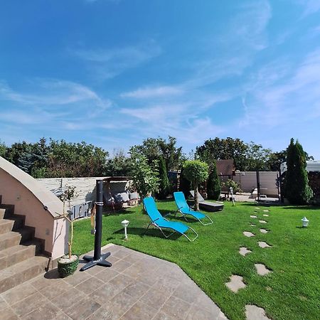 Meduza Wellness Spa S Ubytovanim Galgóc Kültér fotó