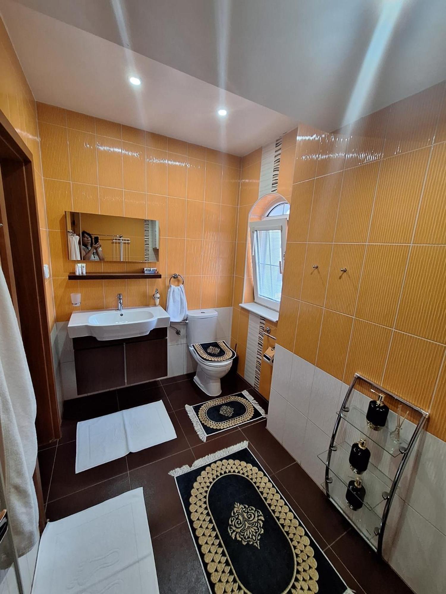 Meduza Wellness Spa S Ubytovanim Galgóc Kültér fotó